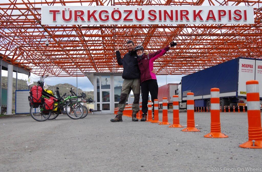 Frogs on Wheels are in "stans" now