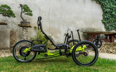 Electric assisted AZUB TRIcon 20 with grab handles