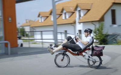 Recumbent commuting on an AZUB MINI