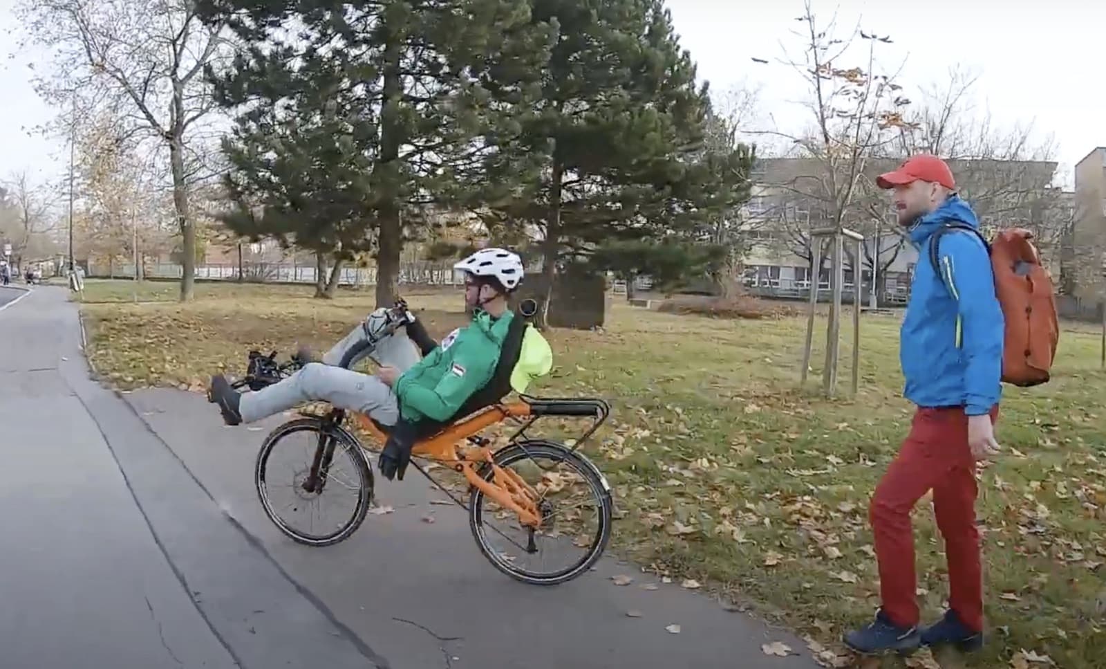 bike vs. public transport in Prague, Czechia