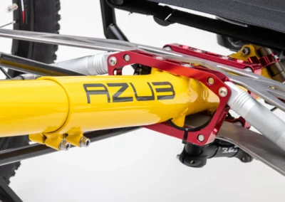 Front titanium leaf springs and dampers for maximum comfort