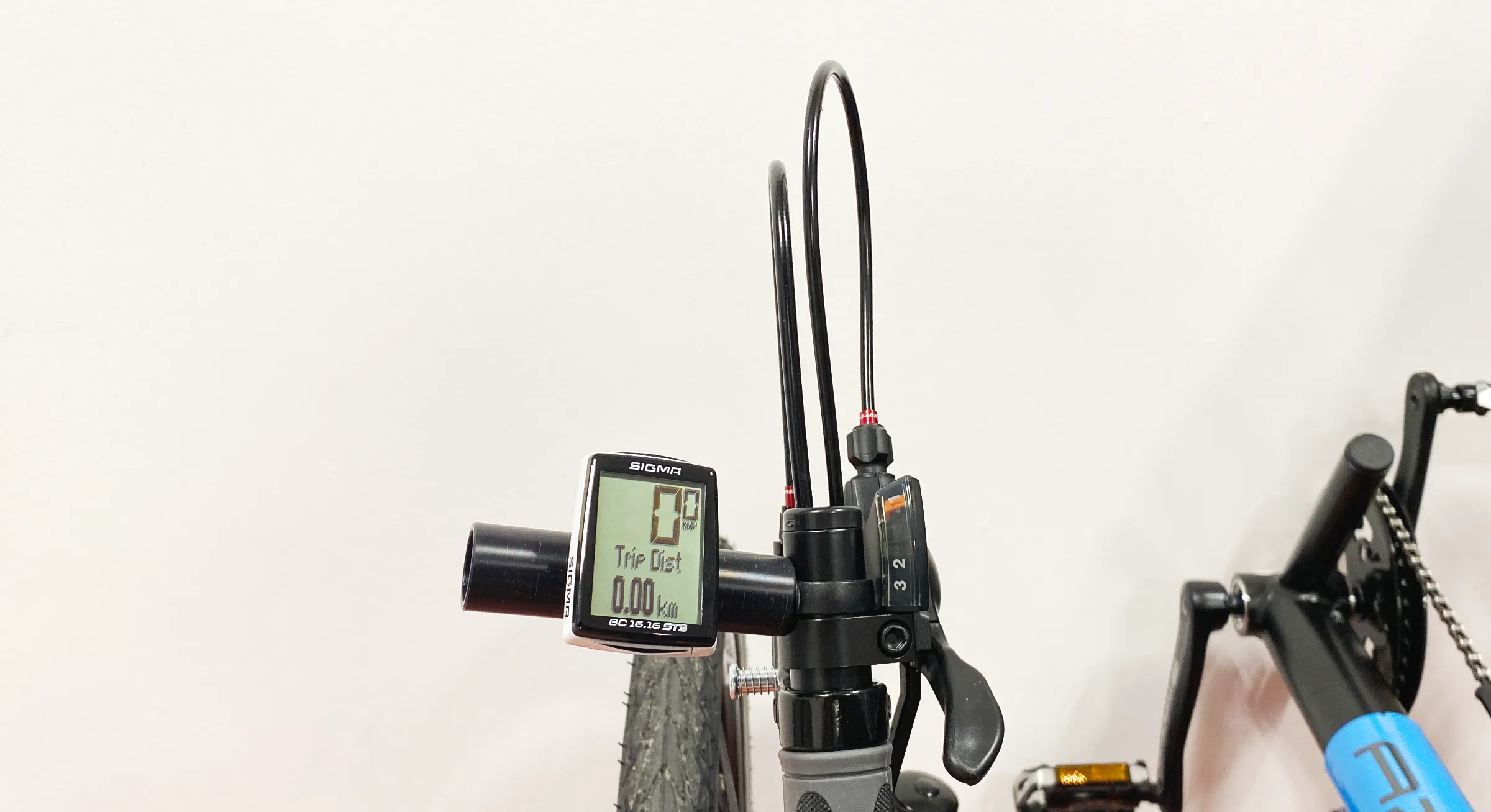 UNI-mount s cyklocomputerem