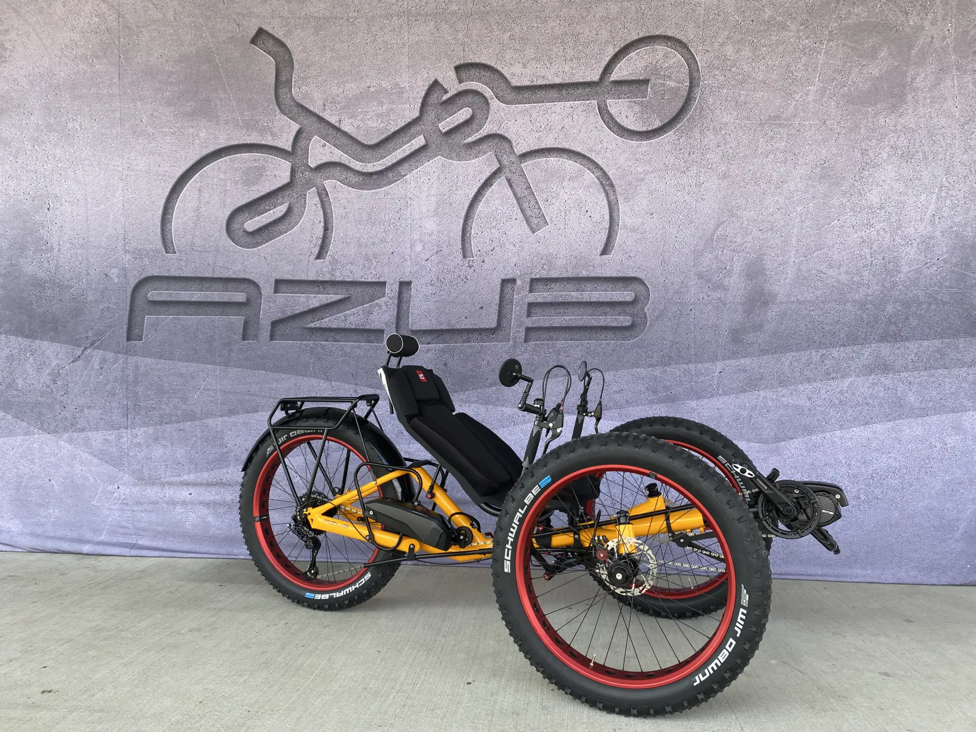 AZUB FAT trike with Shimano Steps EP8 motor and 630 Wh battery