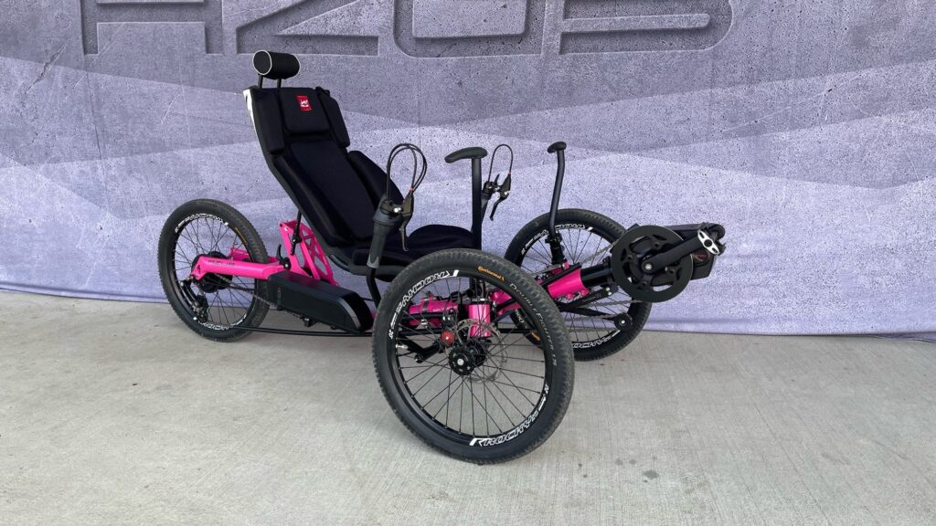 AZUB Ti-FLY 20 with Dream Seat and Enviolo shifting - a great recumbent trike