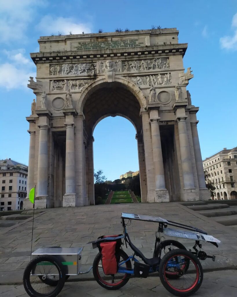 Momental trike under monument