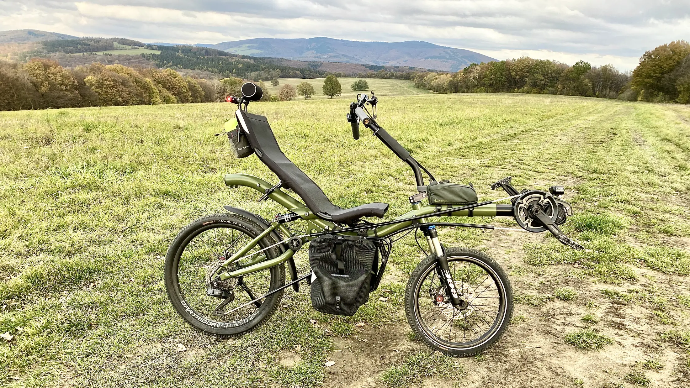 AZUB SIX - off-road recumbent bike by AZUB's mechanic - featurued