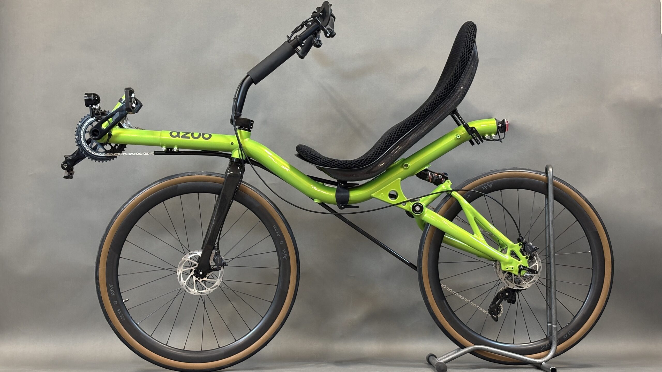 AZUB MAX 700 - Touring edition in Lime Green